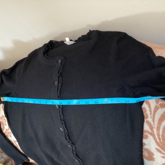 Talbots Pure Merino Wool Black cardigan sweater ruffled collar and front Med - Picture 7 of 10